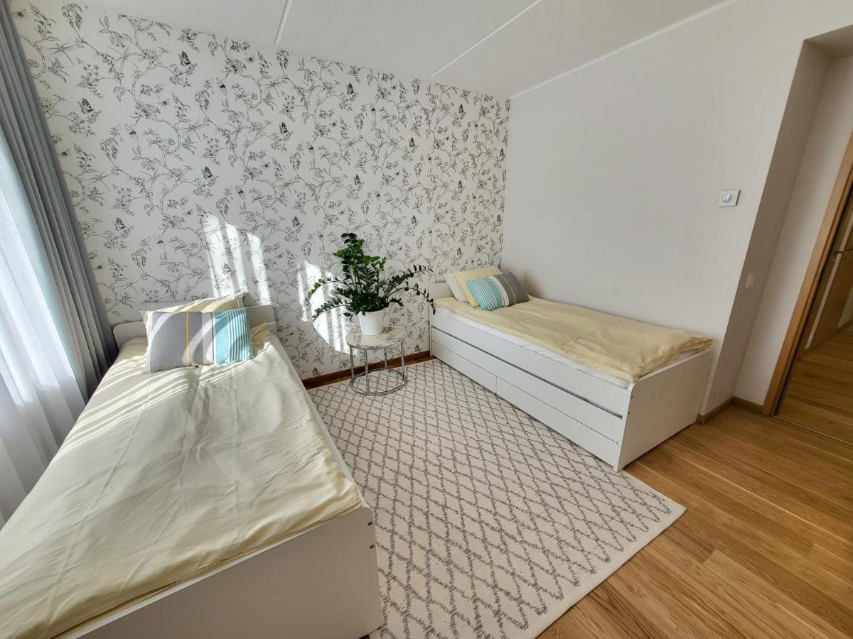 City Center Bright Home Tallinn Eksteriør billede