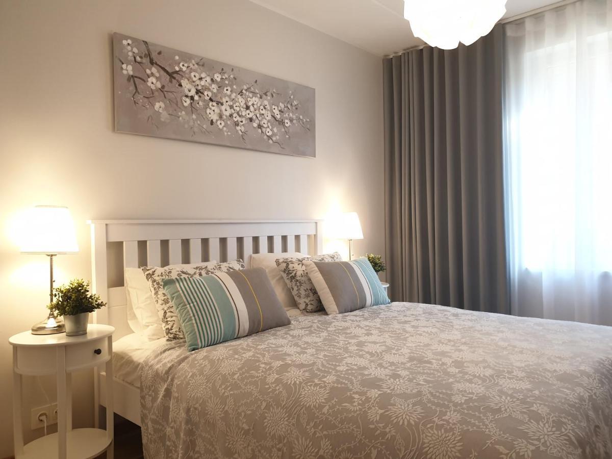 City Center Bright Home Tallinn Eksteriør billede